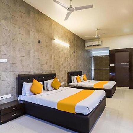 Hotel O Marigold سورات المظهر الخارجي الصورة