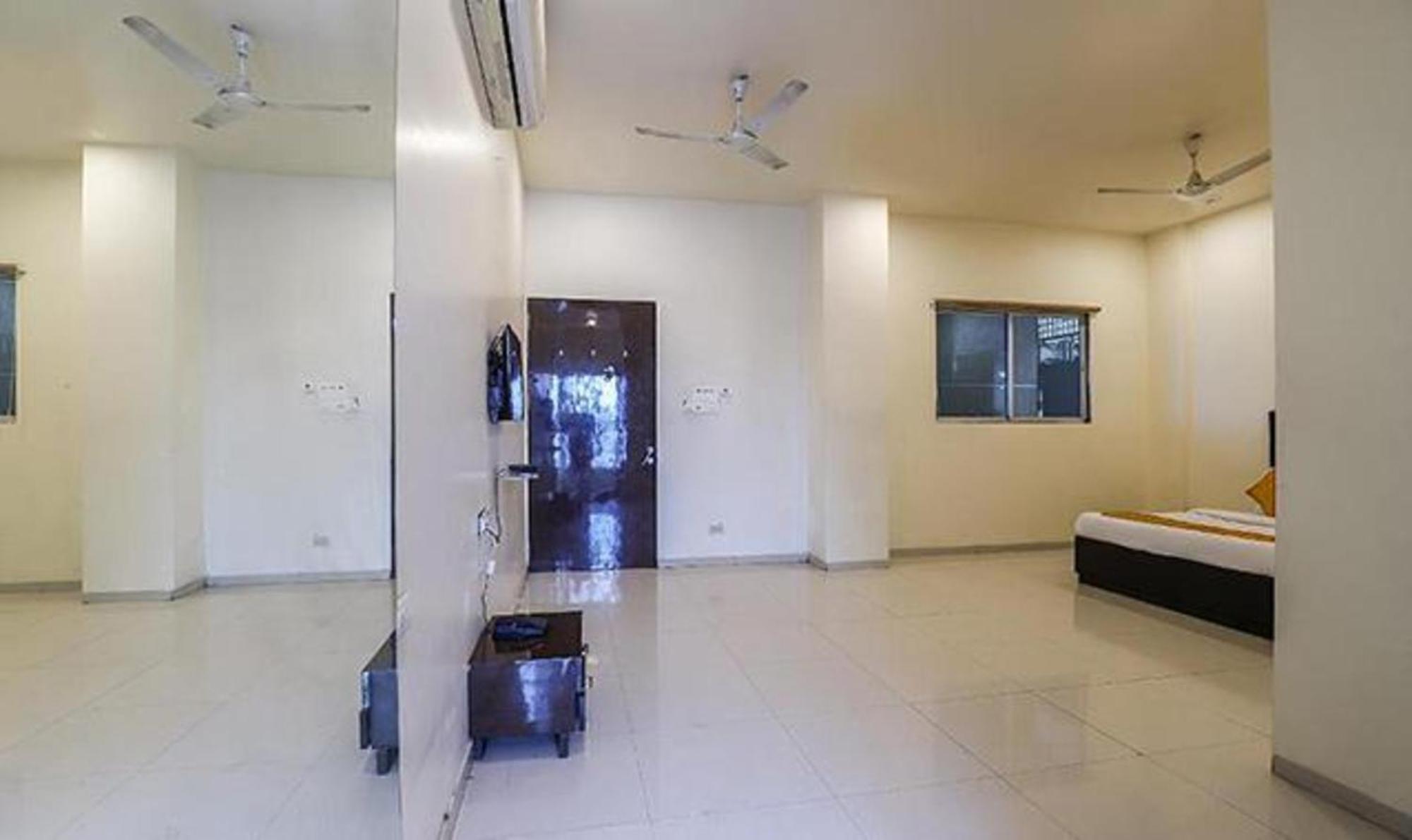 Hotel O Marigold سورات المظهر الخارجي الصورة